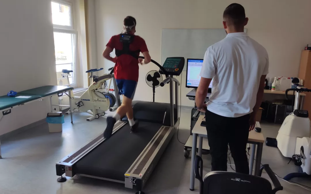 Wizyta piłkarzy na Politechnice Opolskiej