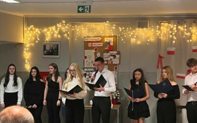 Wyjątkowy wieczór patriotyczny w internacie