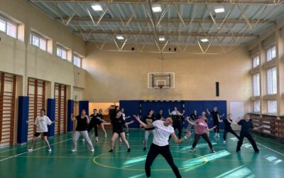 Warsztaty taneczne latino w klasie 1U
