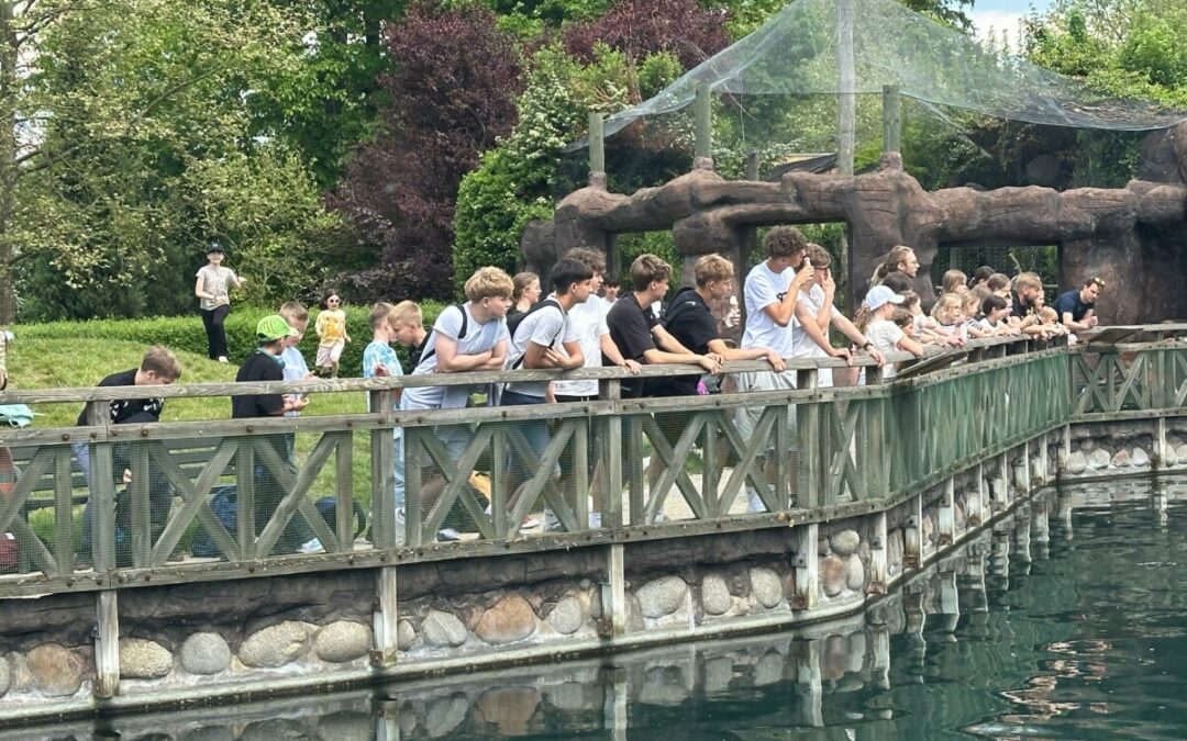 Wycieczka uczniów klas sportowych do ZOO